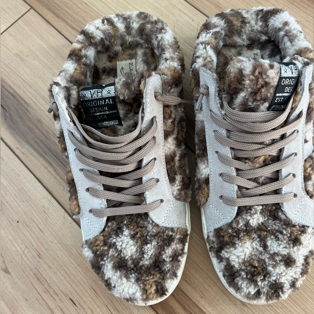 Vintage Havana Brown and Cream Sneakers